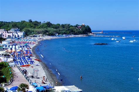 gay ischia|Ischia